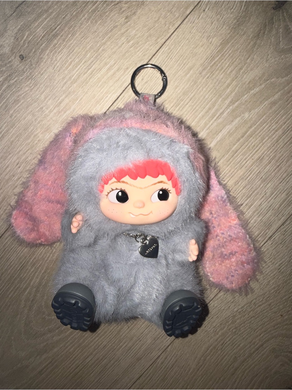 Wakuku Fuzzy Trendy Fun Party Series “Become Rebel” Vinyl Plush Keychain